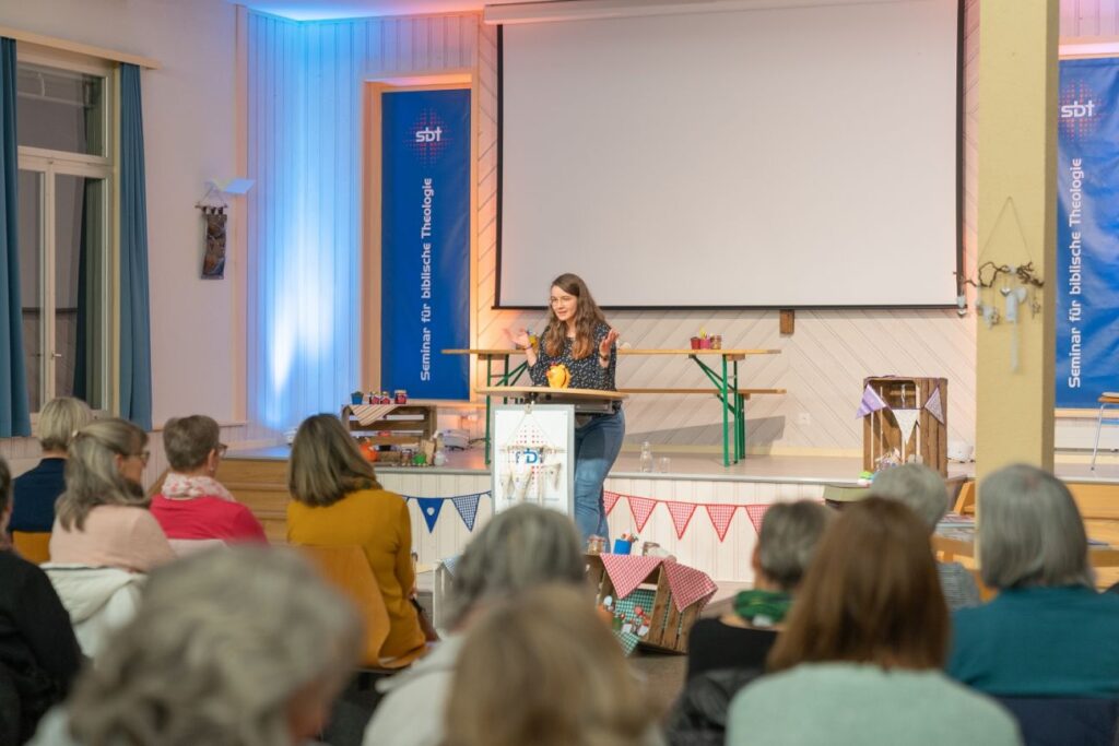 Moderation einer Studentin